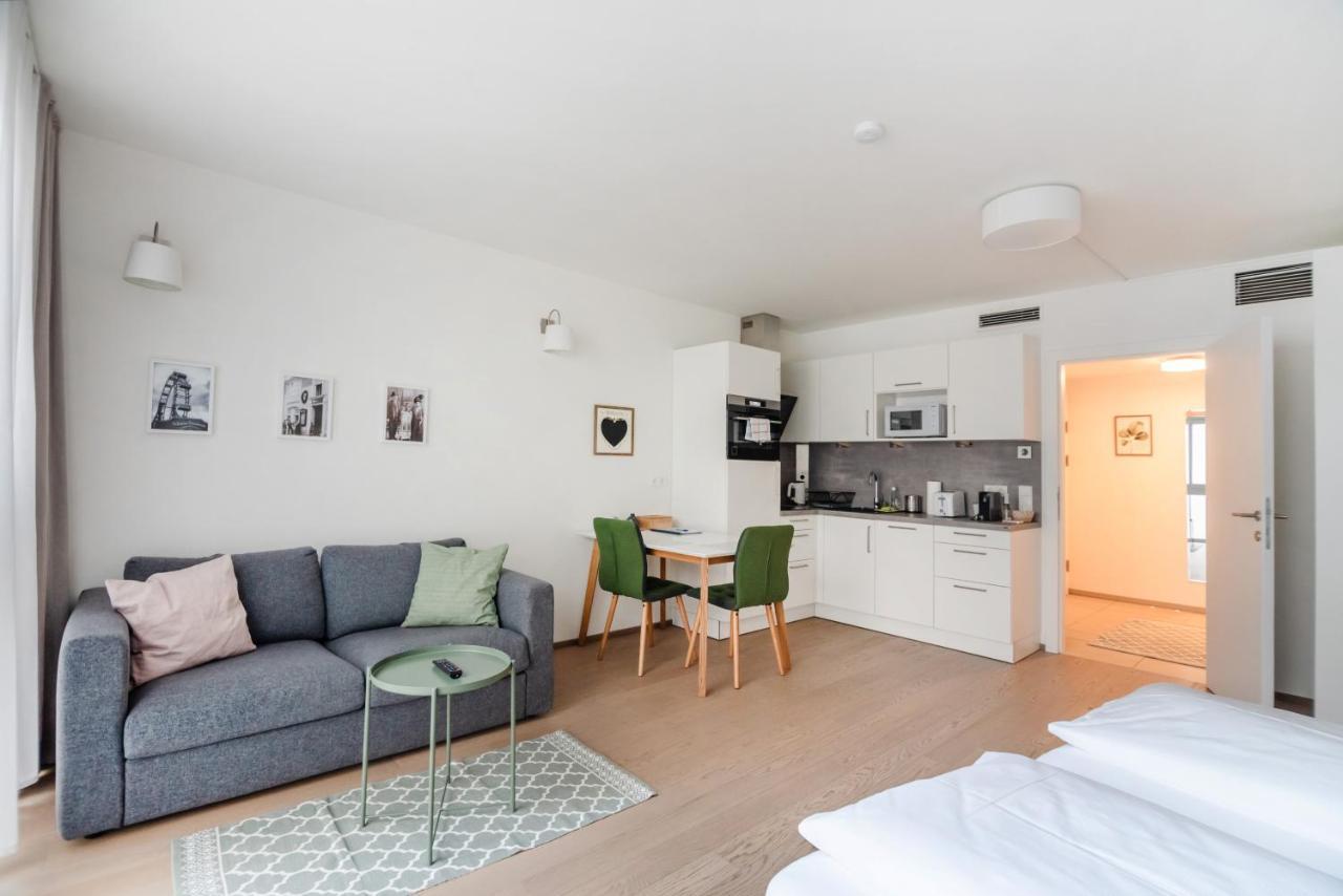 Quiet And Cozy Apartment Next To Mariahilfer Strasse And Naschmarkt With Ac, Minimum 30 Nights Вена Экстерьер фото
