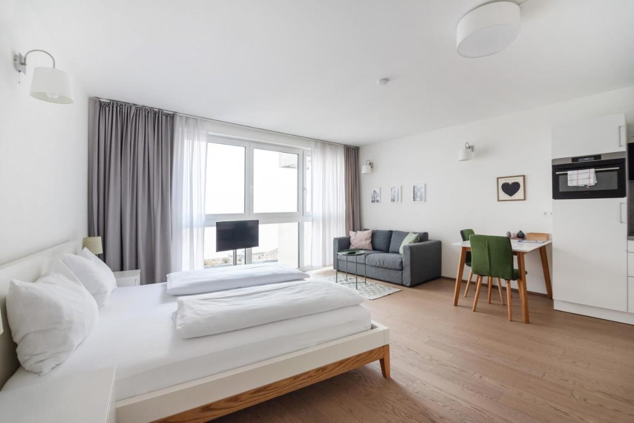 Quiet And Cozy Apartment Next To Mariahilfer Strasse And Naschmarkt With Ac, Minimum 30 Nights Вена Экстерьер фото