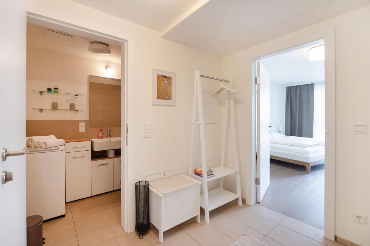 Quiet And Cozy Apartment Next To Mariahilfer Strasse And Naschmarkt With Ac, Minimum 30 Nights Вена Экстерьер фото
