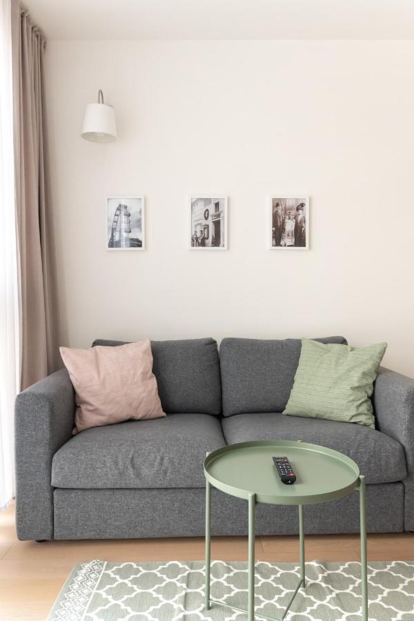 Quiet And Cozy Apartment Next To Mariahilfer Strasse And Naschmarkt With Ac, Minimum 30 Nights Вена Экстерьер фото